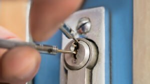 Hiring A Locksmith Expert In North Lakes
